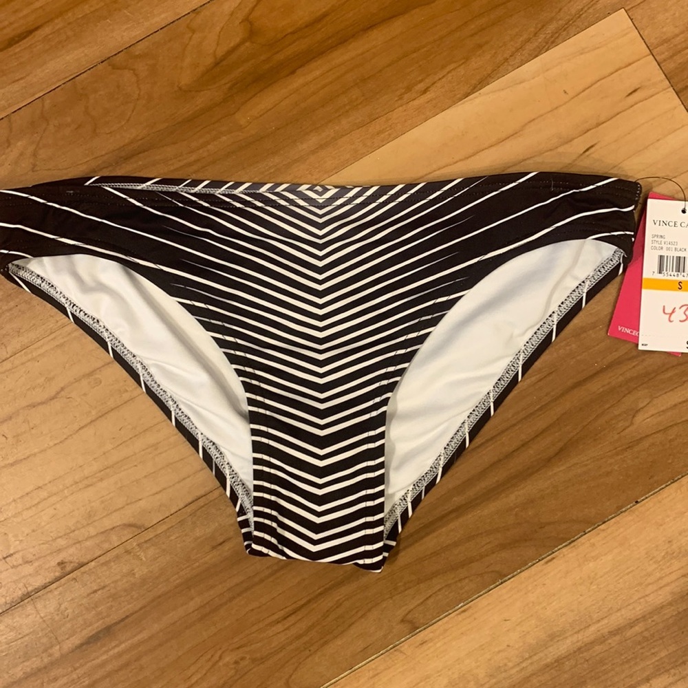 NWT Vince Camuto swim bottom